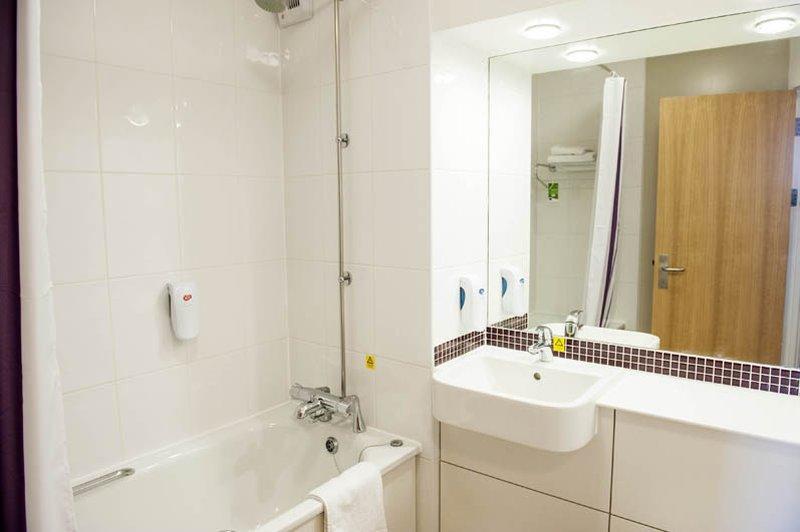 Premier Inn Bristol East Emersons Green Coalpit Heath 외부 사진